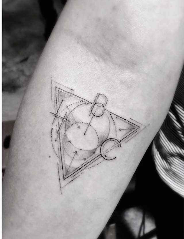 Elegant Geometric Tattoos -8