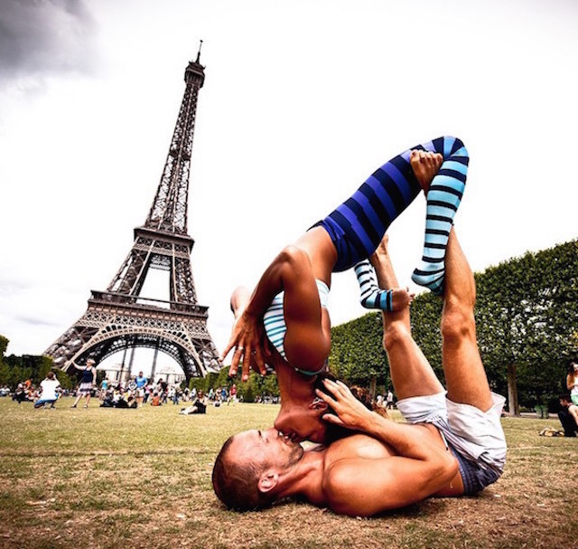 Gravity Defying Yoga Poses In Photos_11