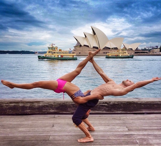 Gravity Defying Yoga Poses In Photos_15 – Fubiz Media, duo yoga