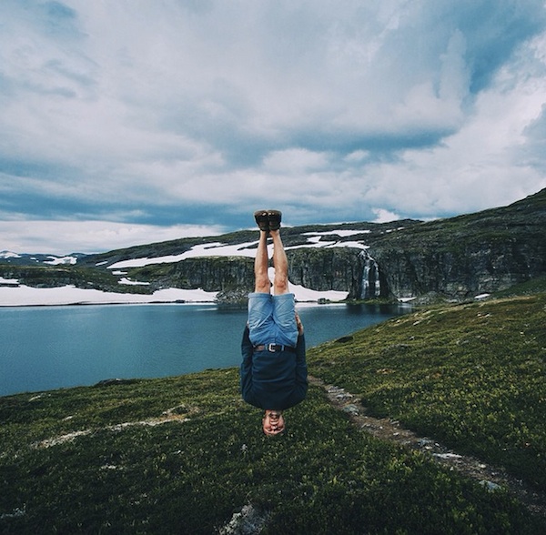 Hands Free Headstands In Beautiful Places_0