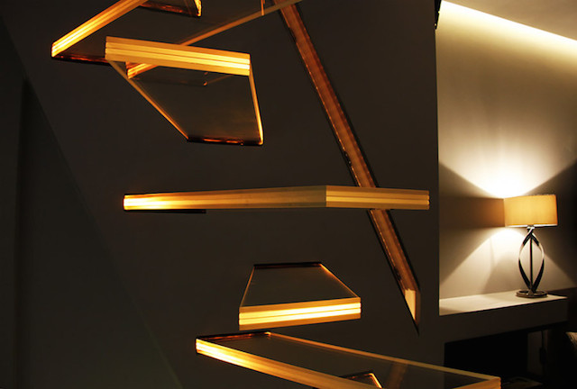 Illuminated Glass Staircase-4