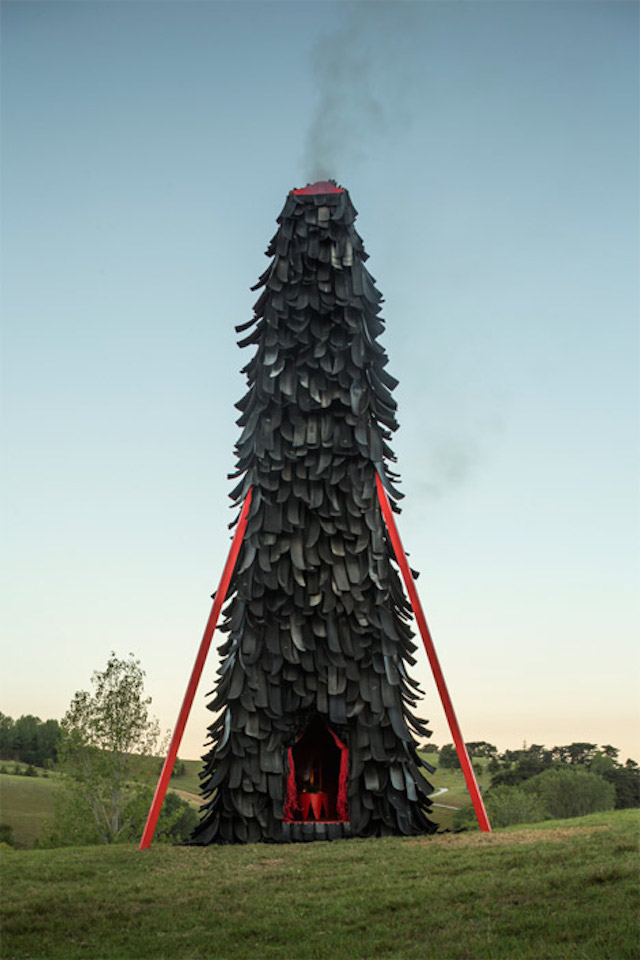 Strange Tower Made from Old Tyres-2