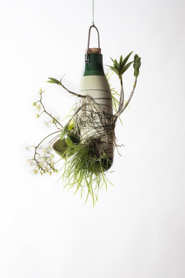 Suspended Ceramic Vases-4