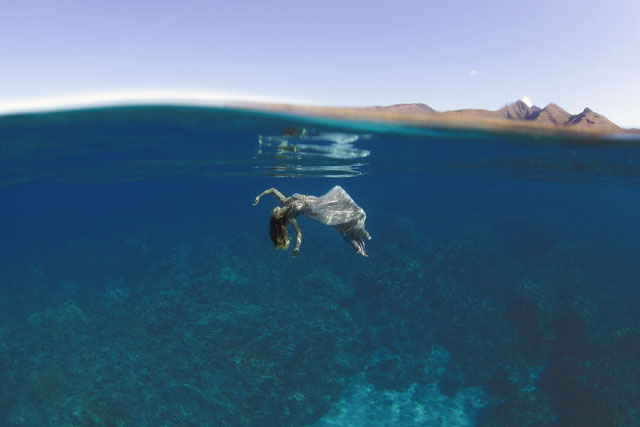 The Underwater Wedding Portraits_2