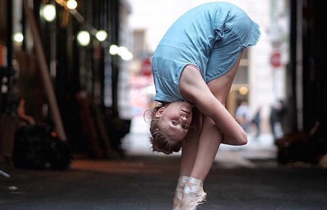 Ballet Poses in the Streets