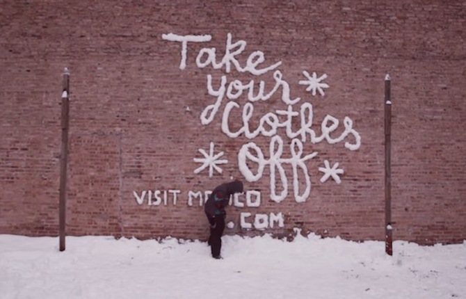 Snow Graffitis in Chicago