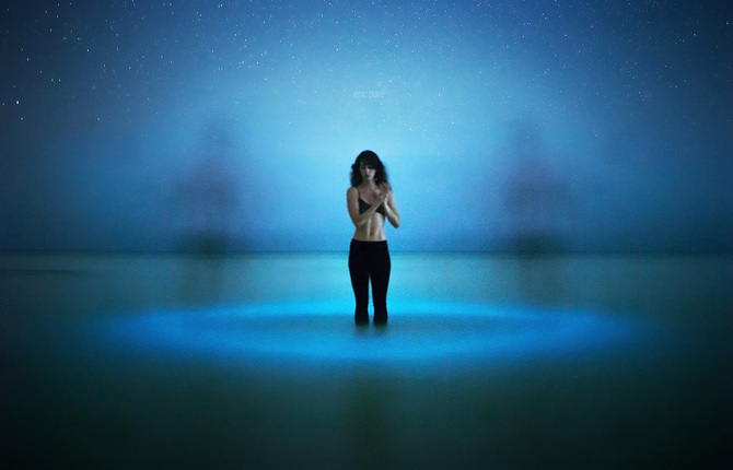 Long Exposure Portraits with Glowing Plankton