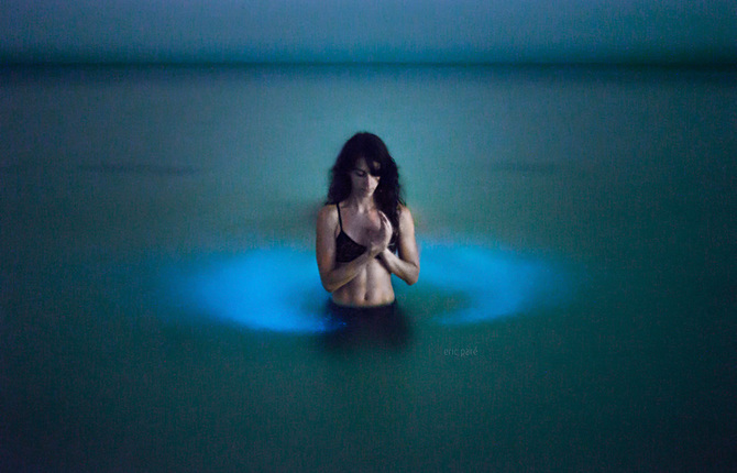 Long Exposure Portraits with Glowing Plankton