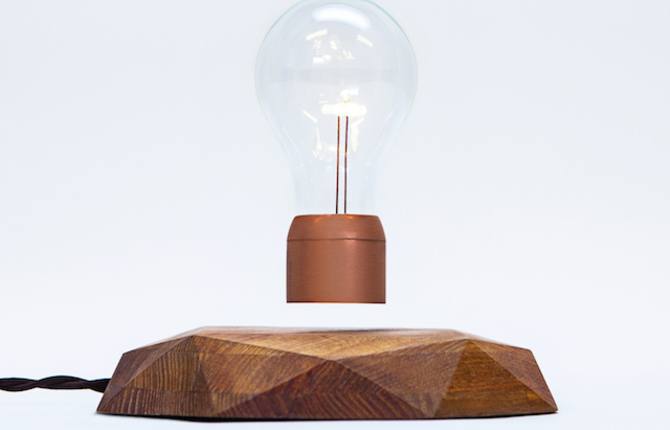 Magnetic Levitating Lamp