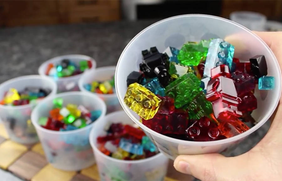 Edible and Stackable Gummy Lego