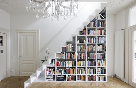 Stunning Staircase Built in Bookshelf