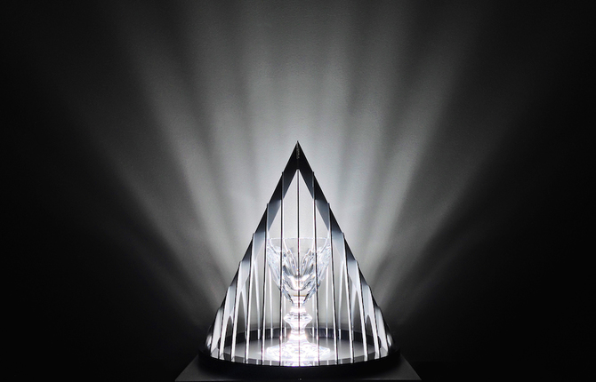 5 Elements Aluminium Light Installations for Baccarat