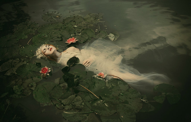 Ophelia Photography by Dorota Gorecka