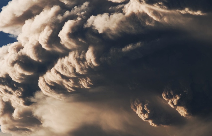 Volcano Calbuco Eruption in Timelapse