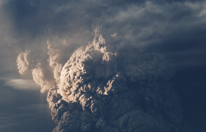 Volcano Calbuco Eruption in Timelapse