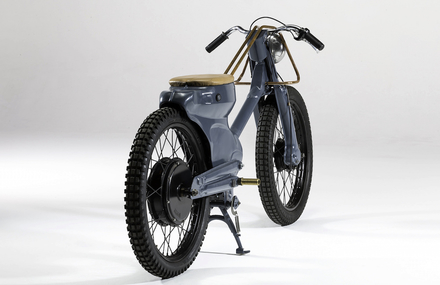 Neo-Retro Electric Moped