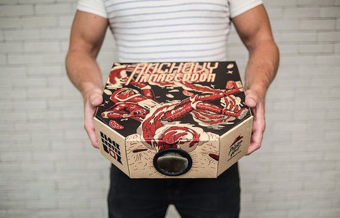 A Pizza Hut Box Turned Into a Movie Projector