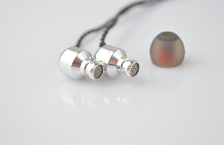 Aluminum Earbuds By Trinity Audio