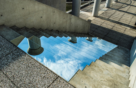 Mirrors Installations in Iran