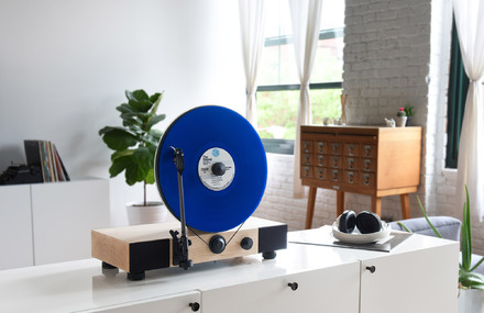 Vertical Record Turntable