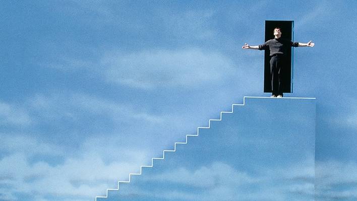 The Compilation of Jim Carrey’s Falls in Movies
