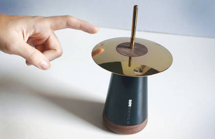 Rotating Plate Perfume Diffuser