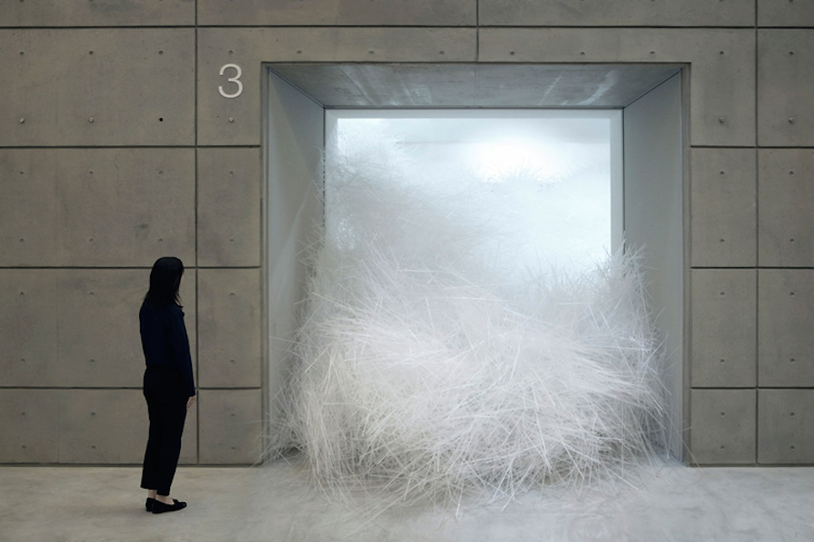 tornado-installation-by-tokujin-yoshioka-japan-2