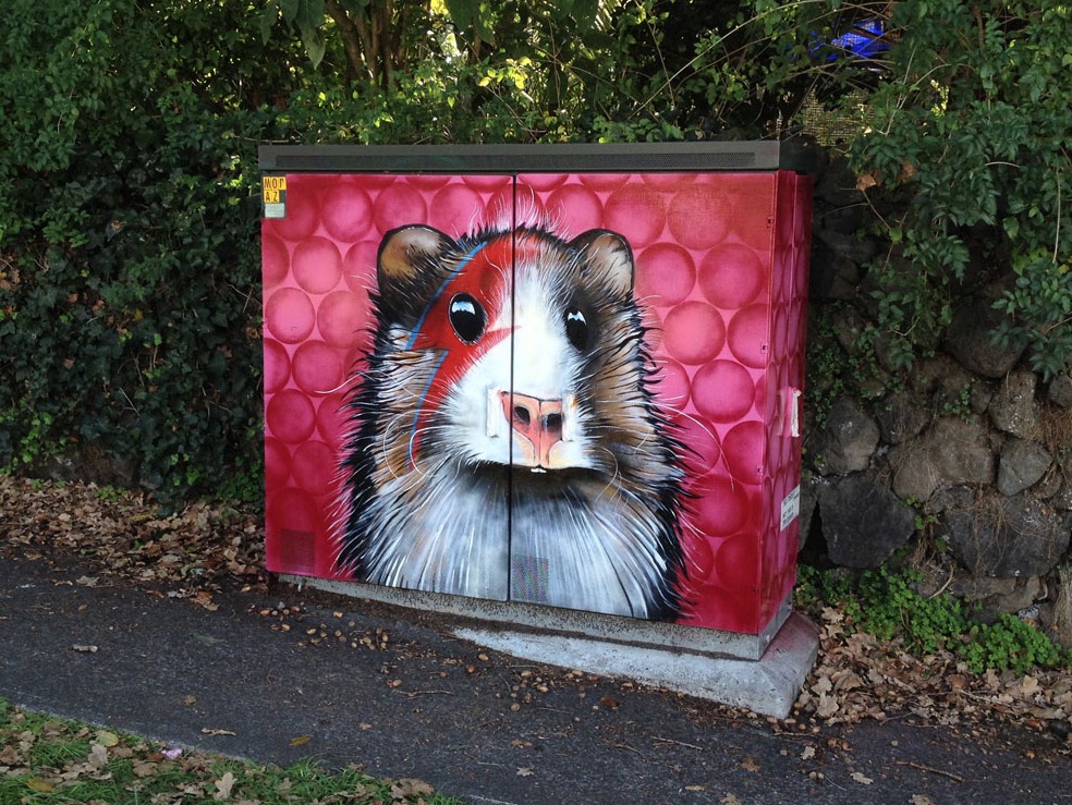 AnimalCaricaturesonUtilityBoxes2