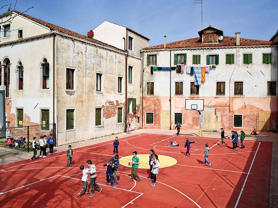 MOLLISON_PLAYGROUND_022_ITALY_Ugo-Foscolo-1