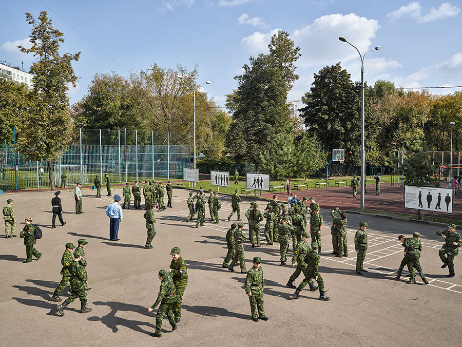 MOLLISON_PLAYGROUND_046_RUSSIA_Heroes-of-Space