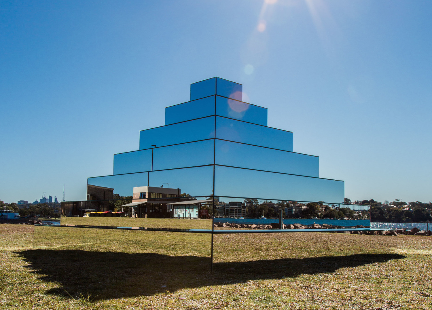 MirroredZiggurattoConnectTheEarthandSky1