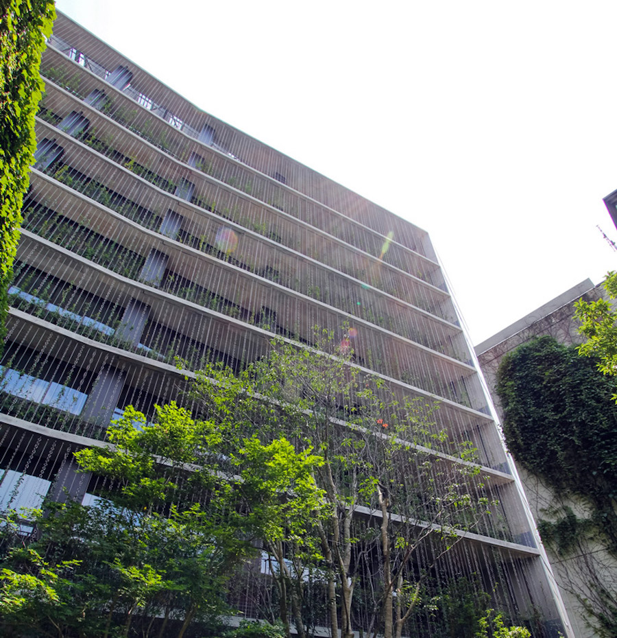 Vegetal Rain-Chains Facade Building in Japan11