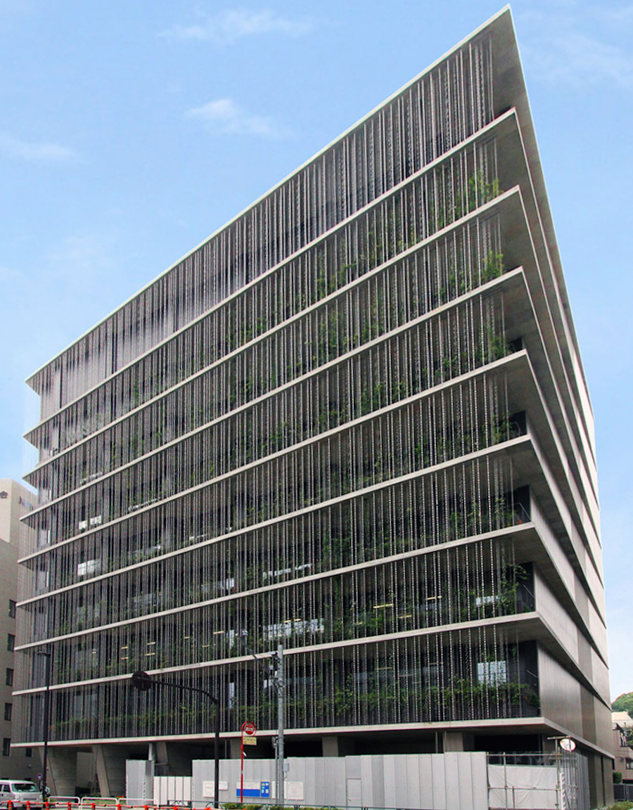 Vegetal Rain-Chains Facade Building in Japan3