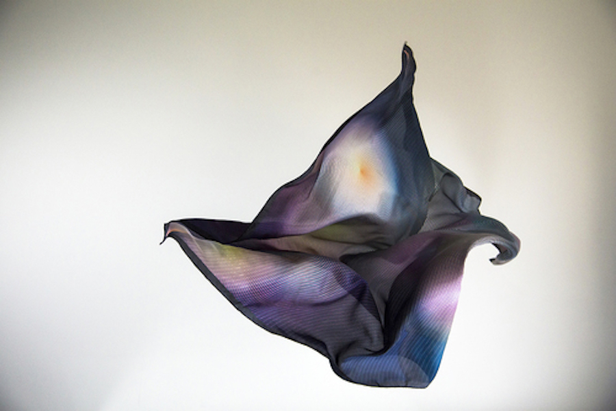 Silk Scarves inspired by Refraction Of Shape And Colours – Fubiz Media