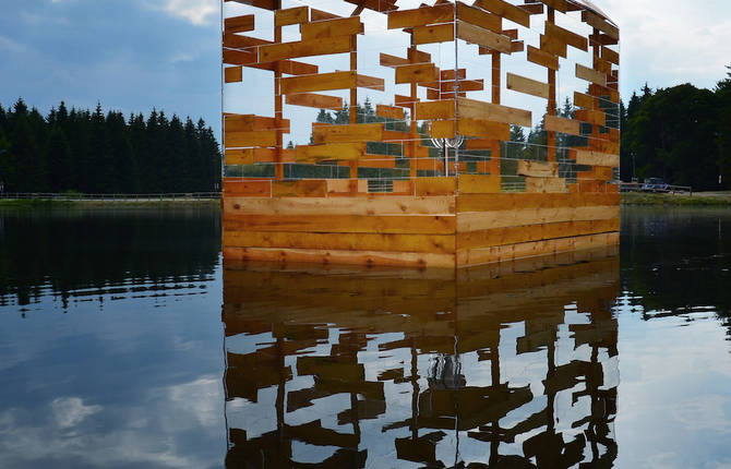 A House on Water to Think and Relax