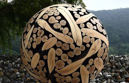 Impressive Tree Trunk Sculptures