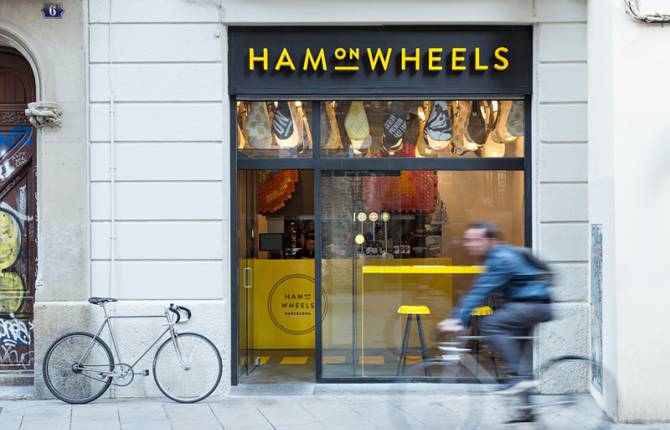 Ham on Wheels Restaurant in Barcelona