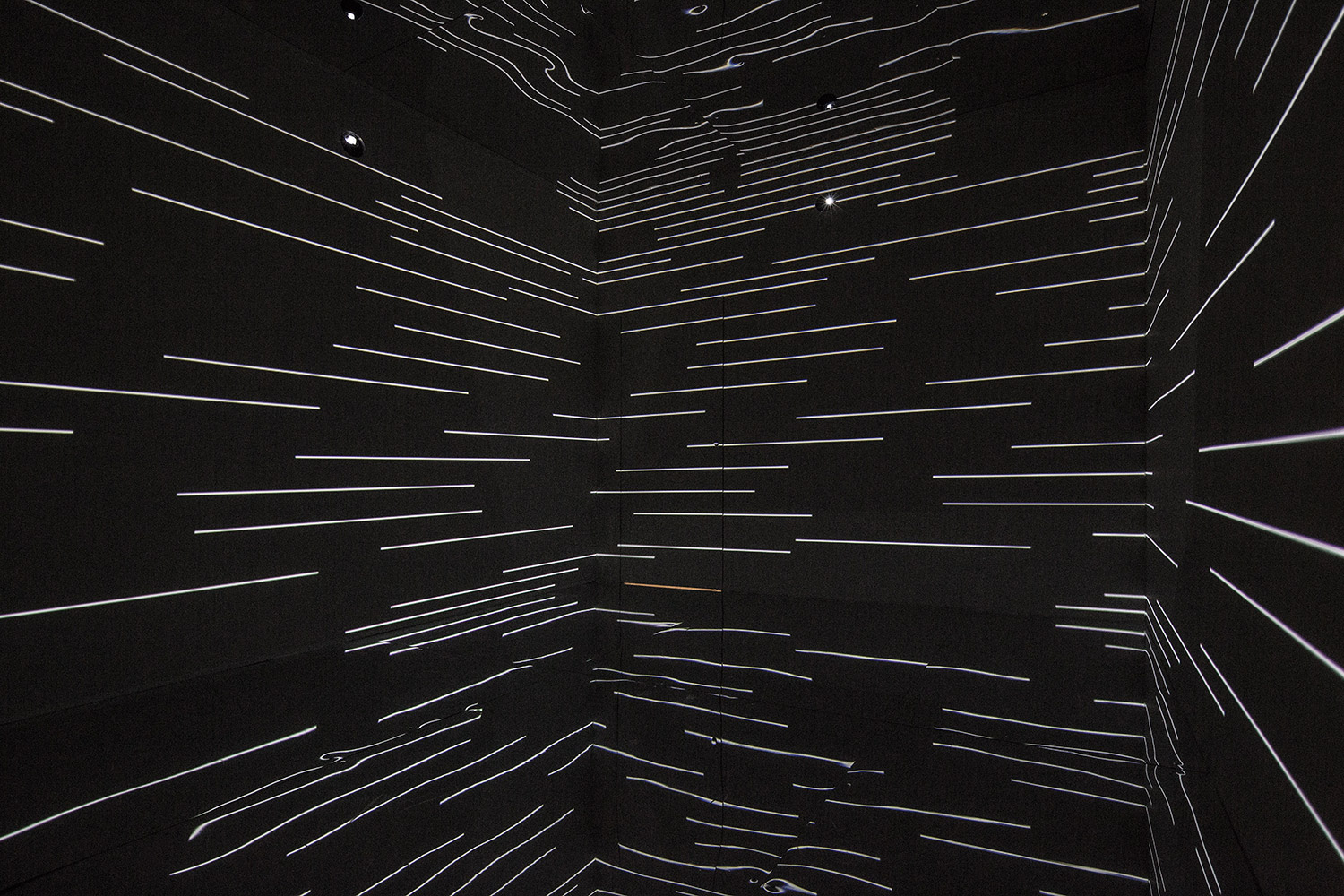 infinityroom-1