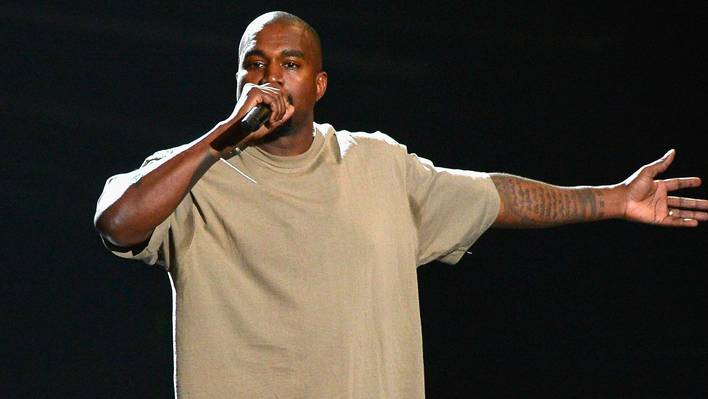 Kanye West VMA’s Video Vanguard Award 2015