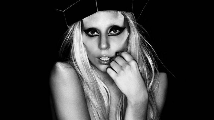 Lady Gaga – Til it Happens to You