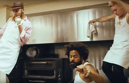 Major Lazer ft. Elliphant & Jovi Rockwell – Too Original