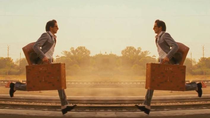 Wes Anderson Mirror Effect