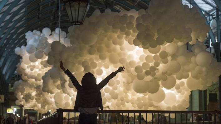 100 000 Balloons Installation