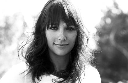 Rashida Jones Tells Her Childhood