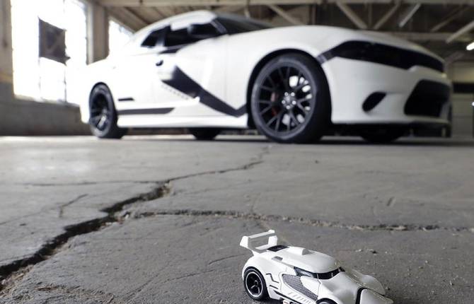 Uber Star Wars First Order Stormtrooper Vehicle