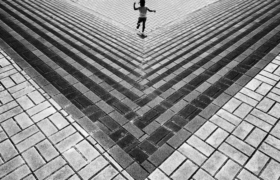 Disorientating Photography by Yusuke Sakai