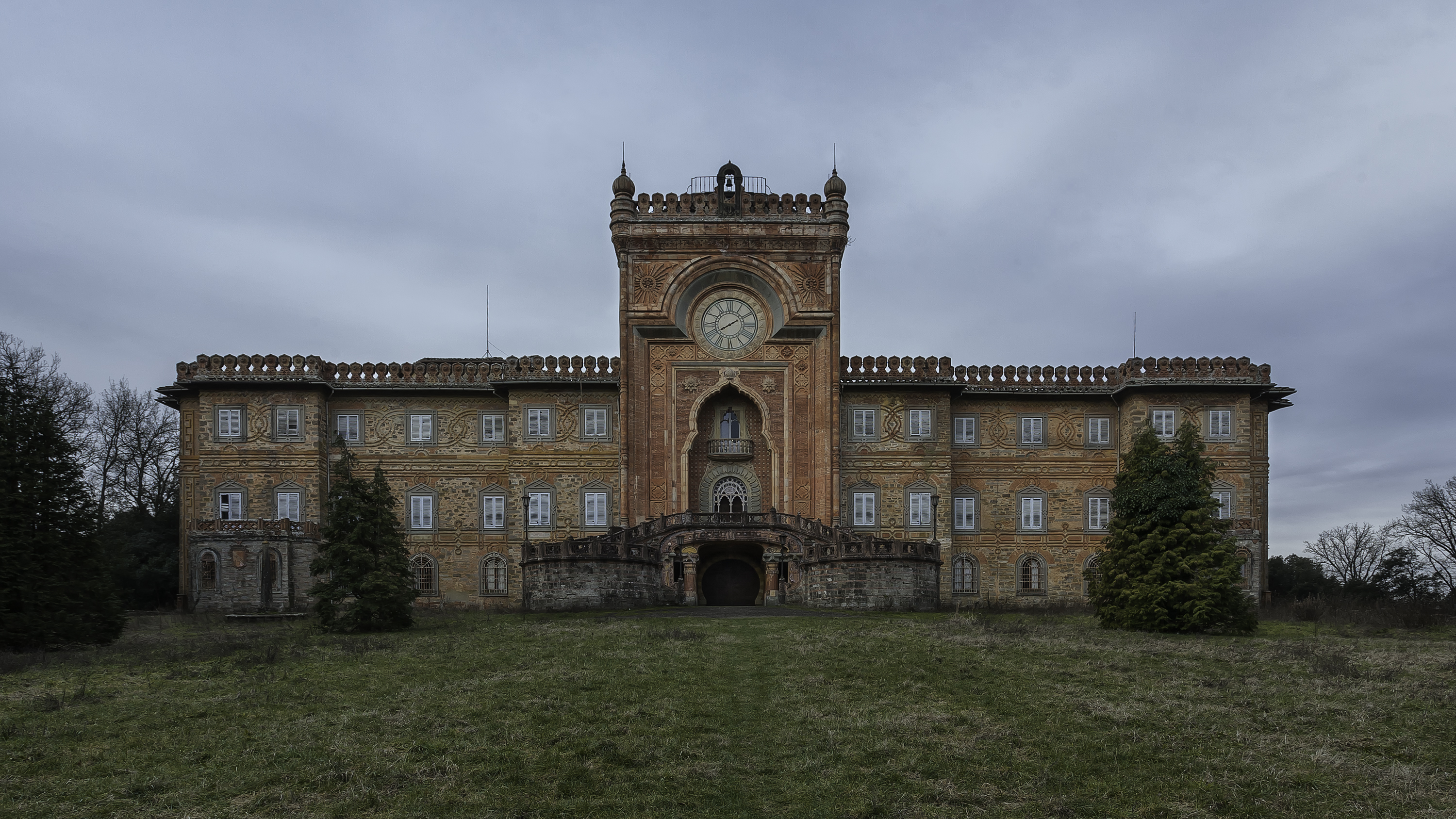 abandonedcastel1