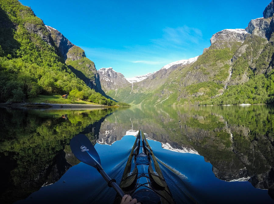Fjords of Norways from a Kayaker Perspective – Fubiz Media