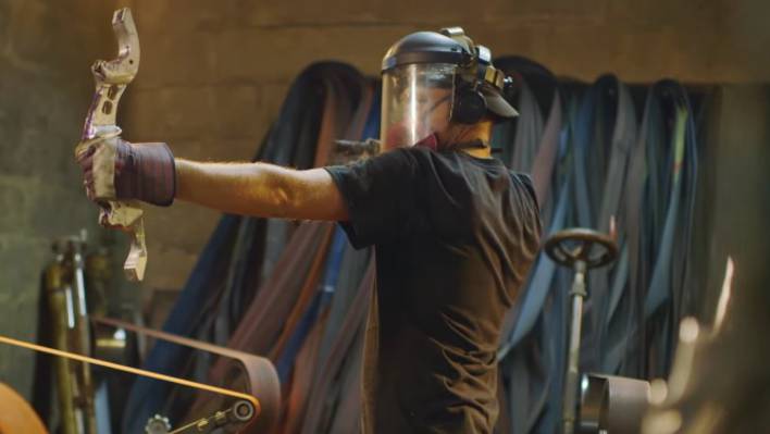 Hunger Games – Real Life Version of Katniss’ Bow