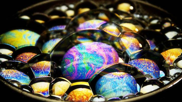 Extrem Close-Up of Bubbles